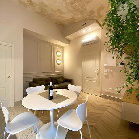 Dimore Garibaldi - Puglia Mia Apartments Monopoli Bagian luar foto