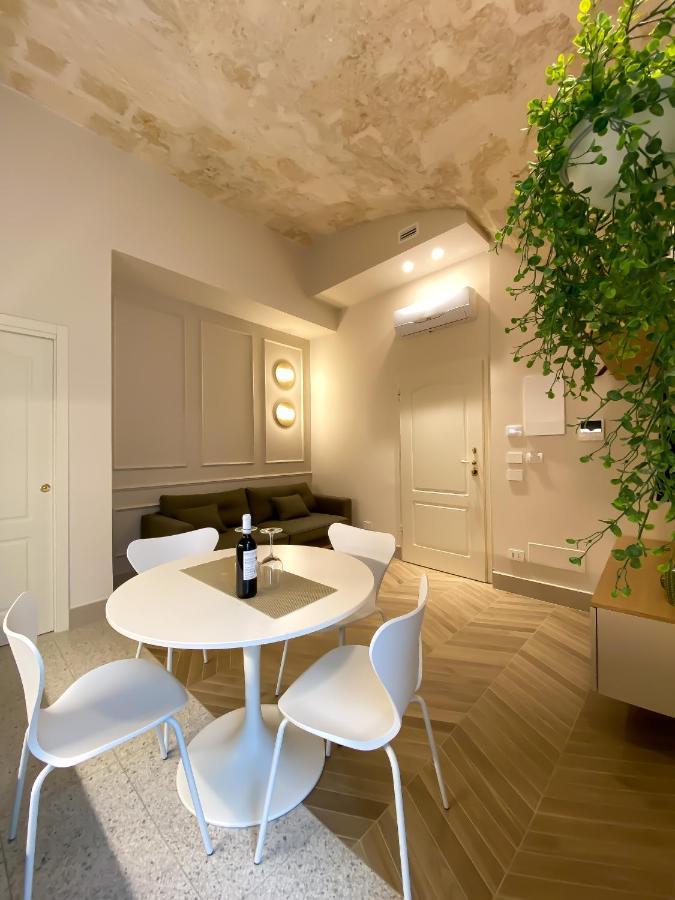 Dimore Garibaldi - Puglia Mia Apartments Monopoli Bagian luar foto